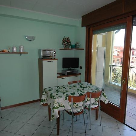 Appartamento Alle Magnolie Sirmione Kültér fotó
